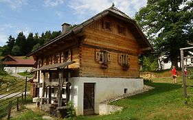 Tourist Farm Samec
